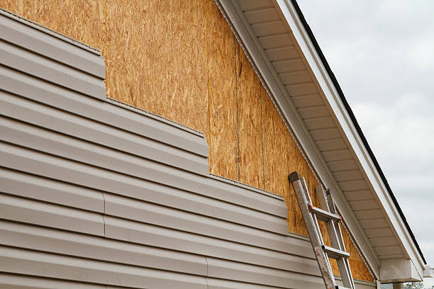 24/7 Emergency Vinyl Siding experts in Long Beach, NY